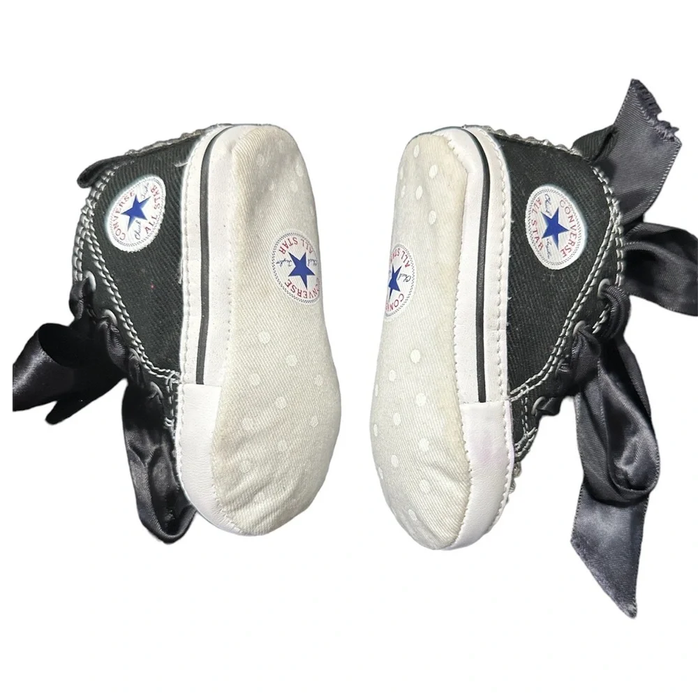 Infants Chuck Taylor Converse Bedazzled Stones w/ Ribbon Laces Size 2C - Picture 5 of 5